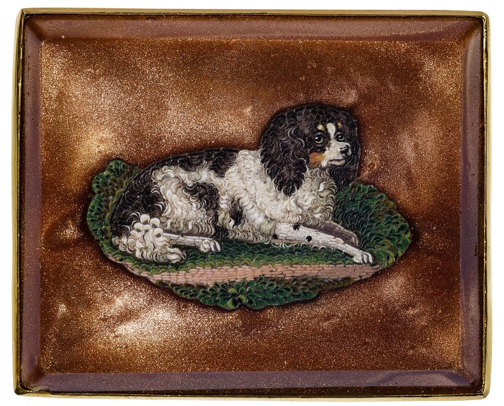 Lot 493: 18k Yellow Gold and Micro Mosaic Dog Brooch