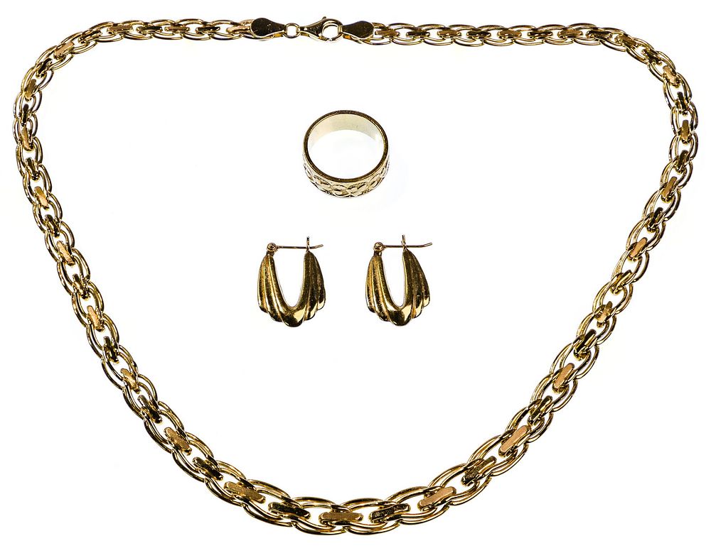 Lot 511: 14k Yellow Gold Jewelry Assortment