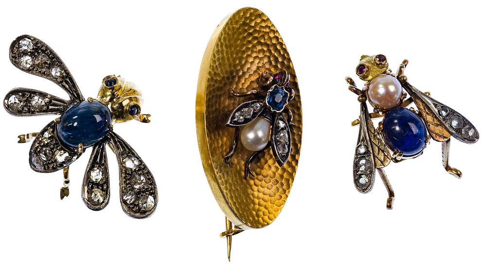 Lot 530: Gold, Sapphire, Pearl and Diamond Bee Brooch Assortment