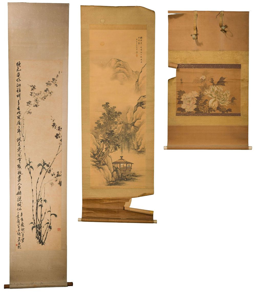 Lot 221: Japanese Scroll Assortment