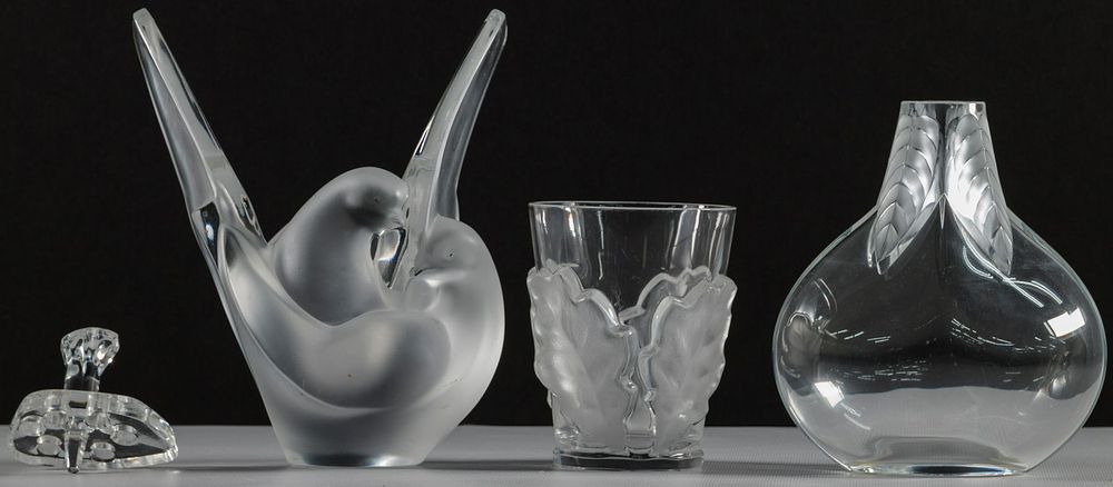 Lot 264: Lalique Crystal Vase Assortment