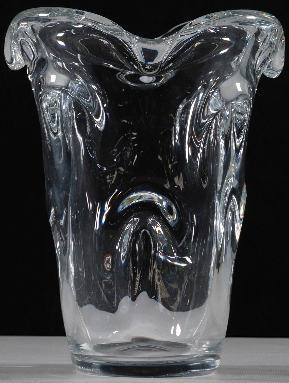 Lot 267: Schneider Crystal Vase