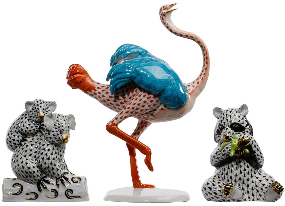Lot 281: Herend Fishnet Porcelain Animal Figurines