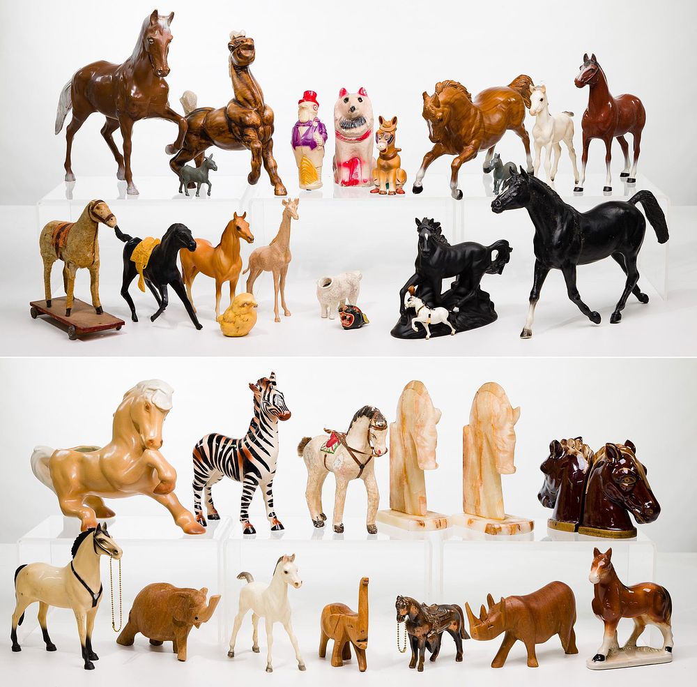 Lot 348: Decorative Animal Assortment