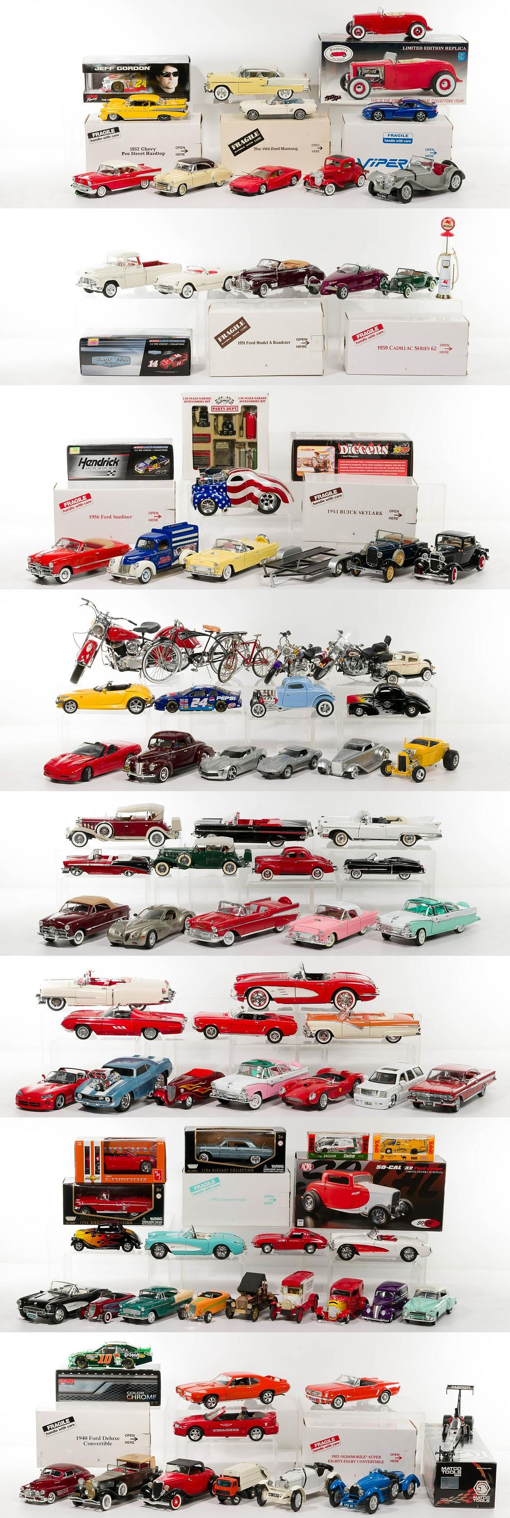 Lot 354: Model Car Assortment
