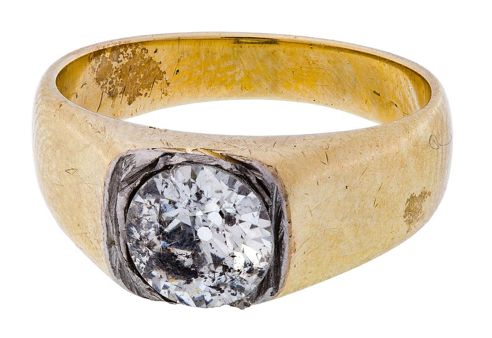Lot 401: 14k Gold and Diamond Ring