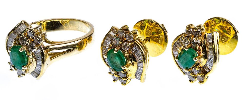 Lot 434: 14k Yellow Gold, Emerald and Diamond Jewelry Suite