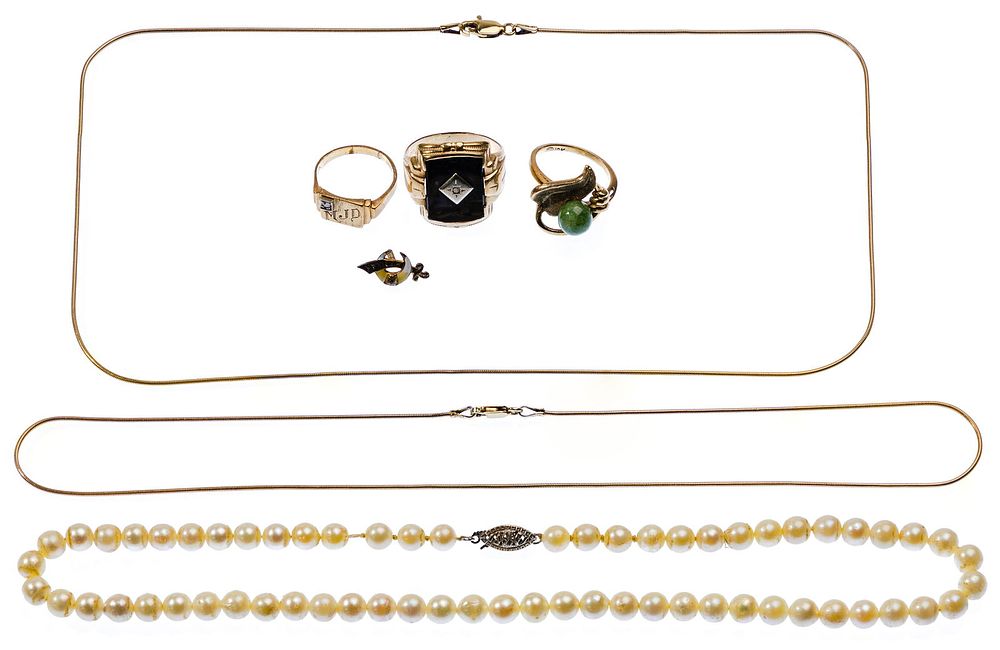 Lot 439: 10k Gold Jewelry Assortment