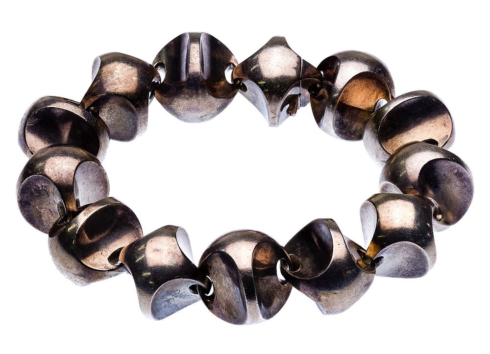Lot 489: Flemming Eskildsen for Georg Jensen Sterling Silver