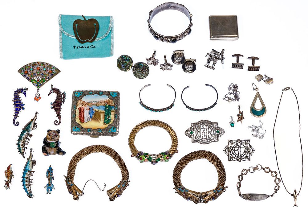 Lot 494: Silver Jewelry Assortment