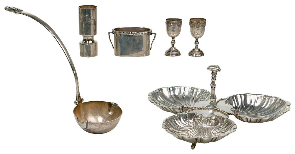 Lot 519: Sanborns (Mexican) Sterling Silver Hollowware