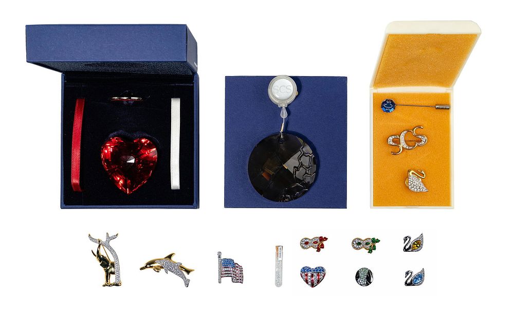Lot 205: Swarovski Crystal Jewelry Assortment