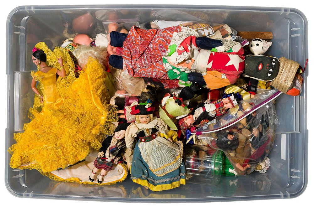 Lot 314: Ethnic Doll Assortment