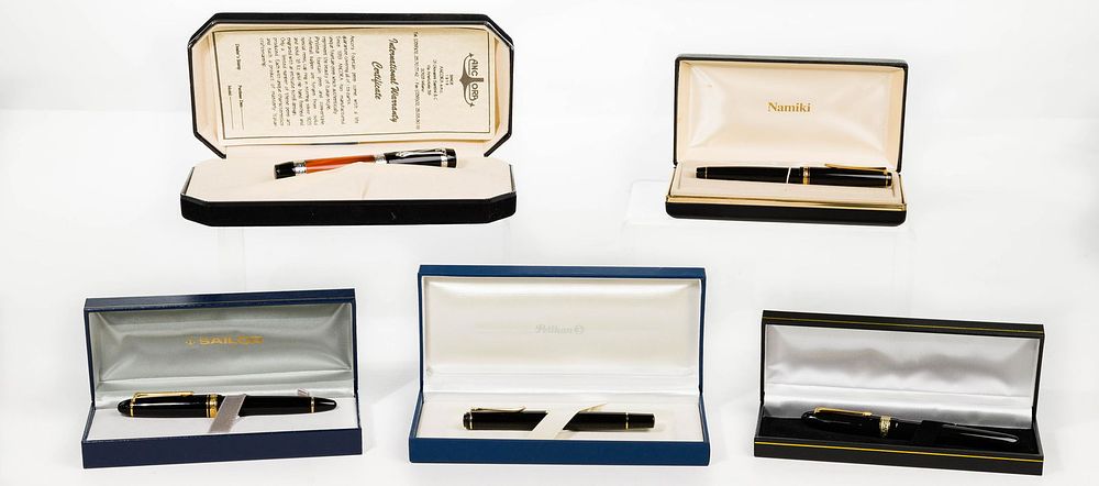 Lot 329: Pen Collection