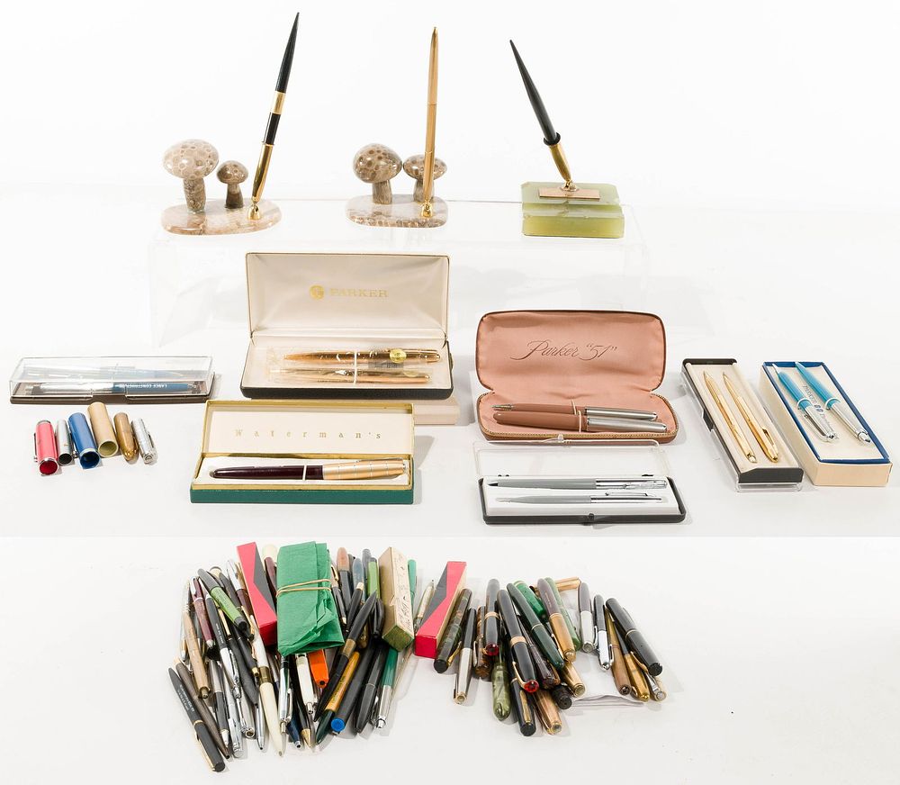 Lot 330: Pen Collection