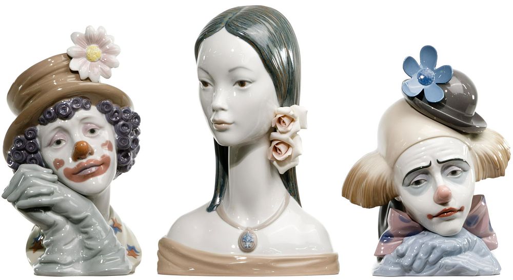 Lot 345: Lladro Figurine Assortment