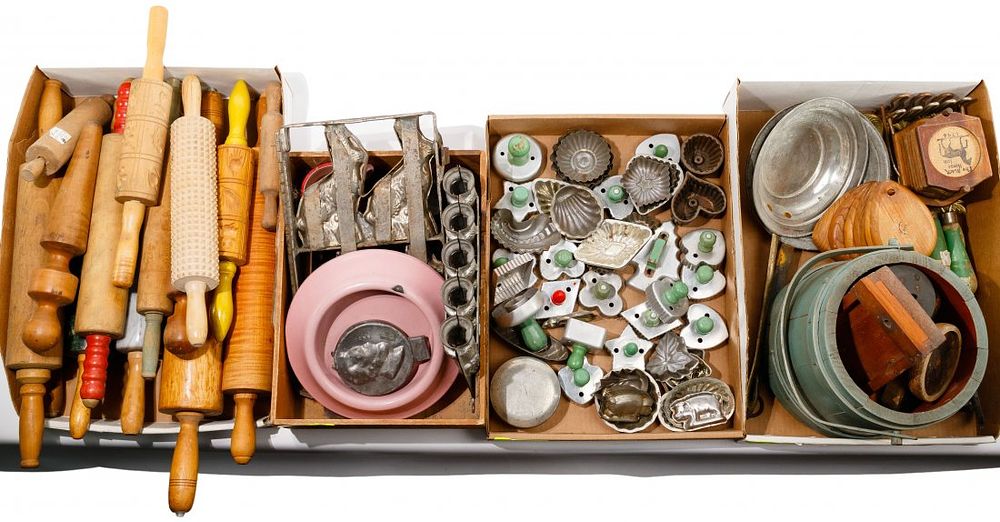 Lot 349: Kitchen Item Assortment