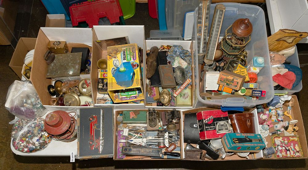 Lot 382: Desk and Collectable Item Assortment