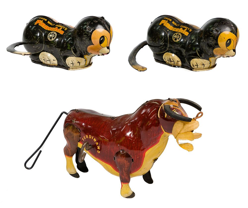 Lot 400: Marx Disney 'Ferdinand' and 'Figaro' Wind Up Tin Toy