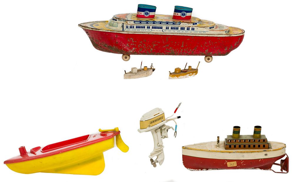 Lot 418: Nautical Toy Assortment