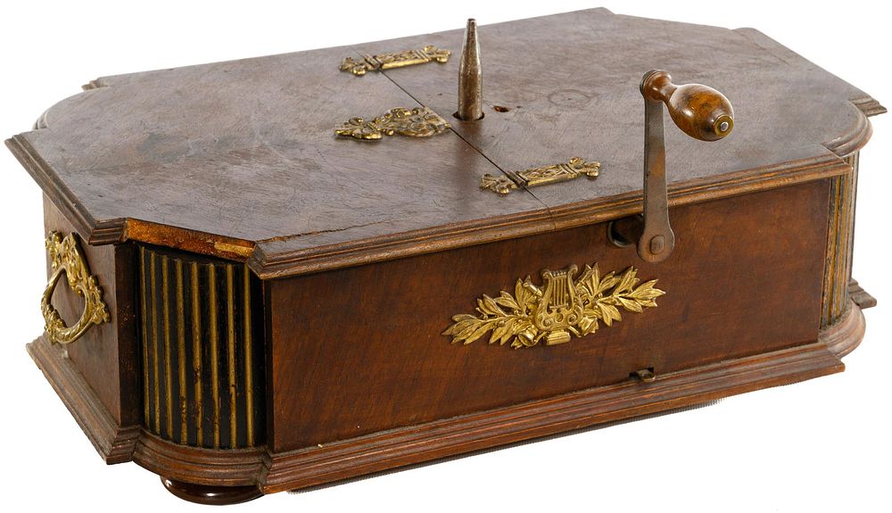 Lot 460: J.C. Eckardt Kalliope Christmas Tree Stand / Fruit