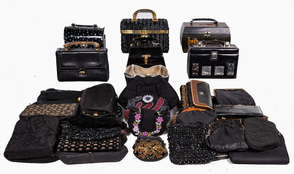Lot 466: Evening and Handbag Assortment