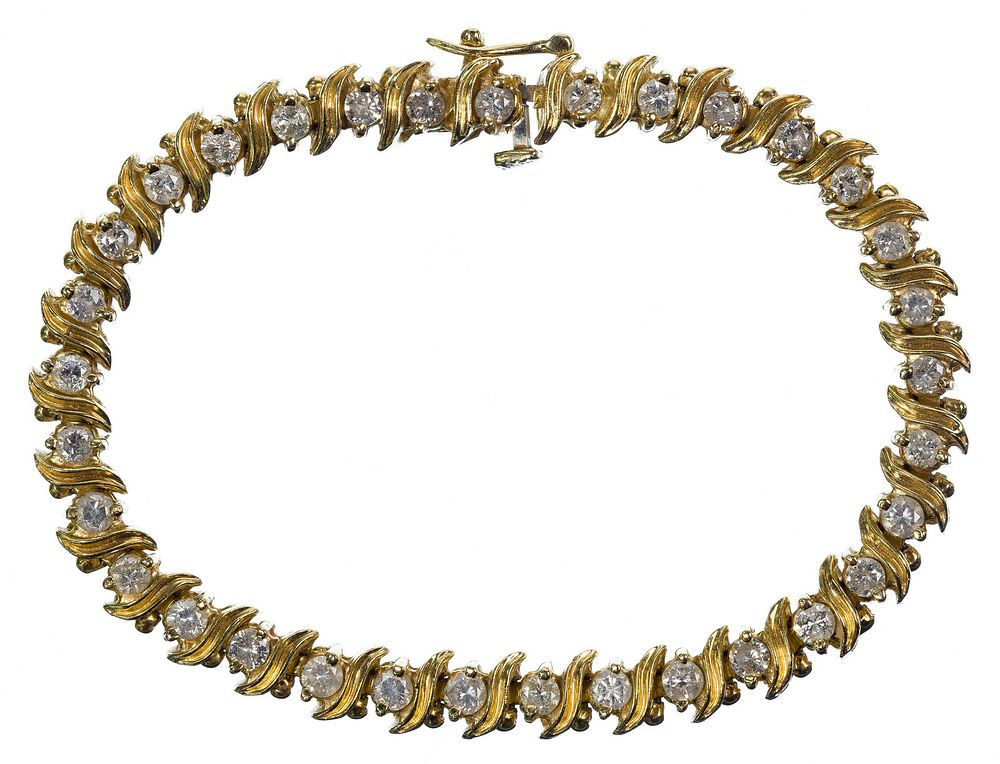 Lot 481: 14k Gold and Diamond Tennis Bracelet