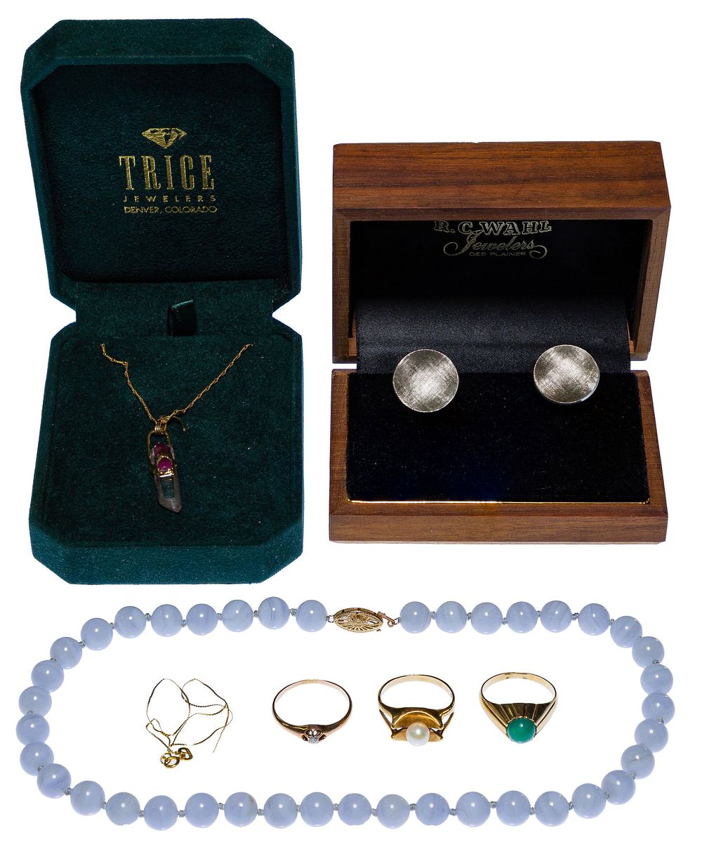 Lot 501: 14k Gold Jewelry Assortment