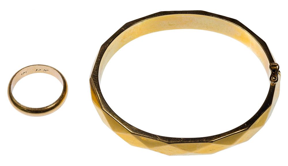 Lot 504: 14k Yellow Gold Jewelry