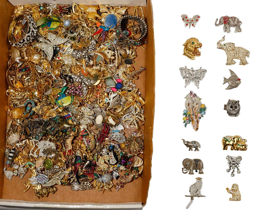 Lot 554: Rhinestone Animal Jewelry Assortment