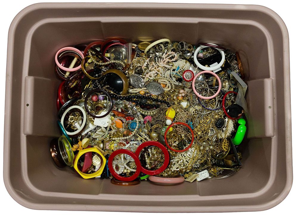 Lot 568: Costume Jewelry Assortment