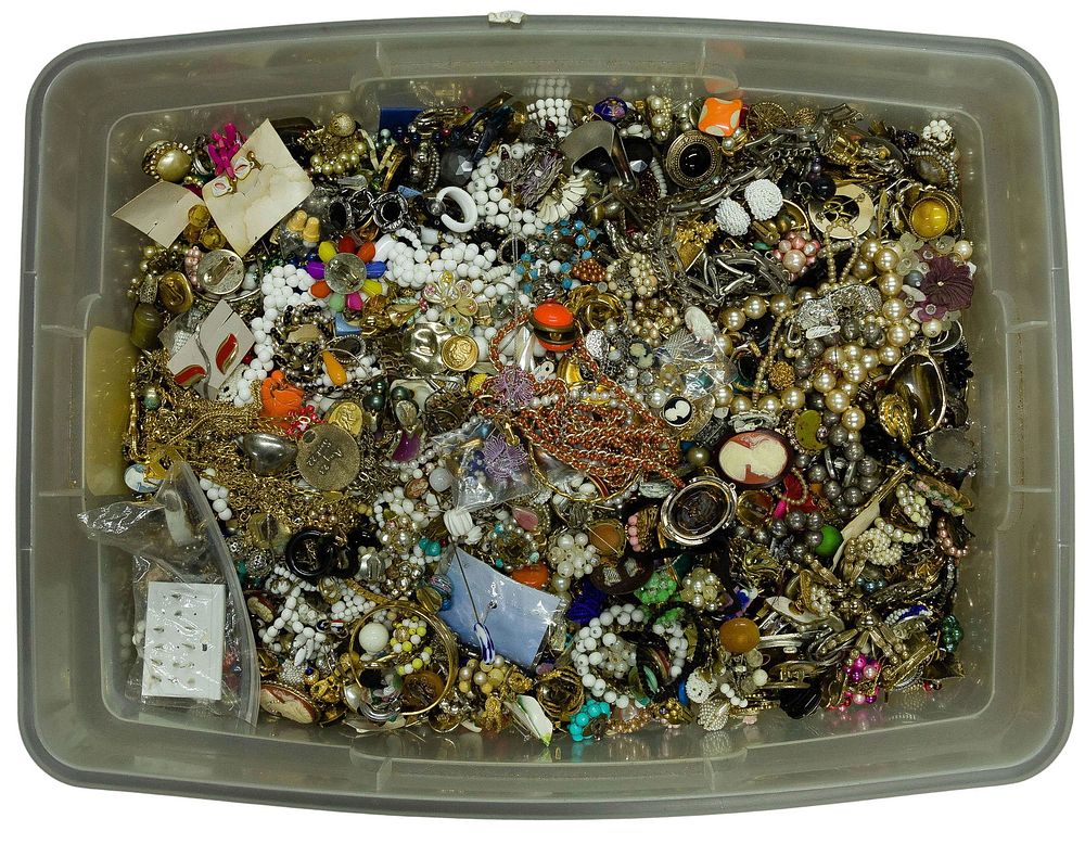 Lot 575: Costume Jewelry Assortment