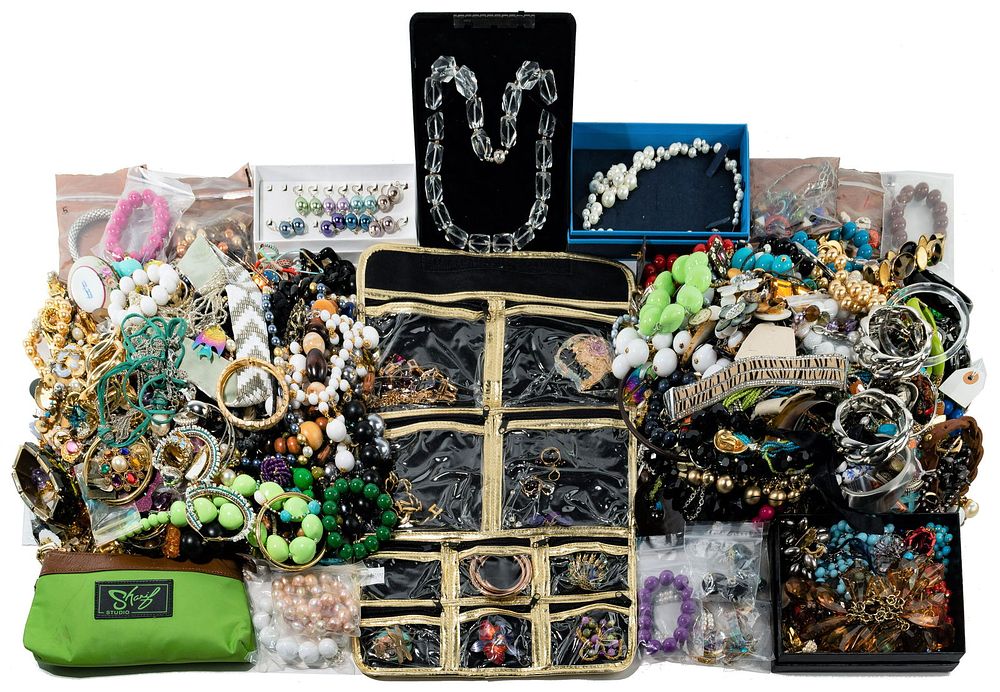 Lot 583: Costume Jewelry Assortment