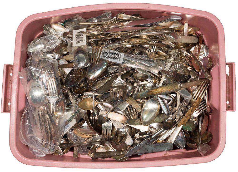 Lot 613: Silverplate Flatware Assortment