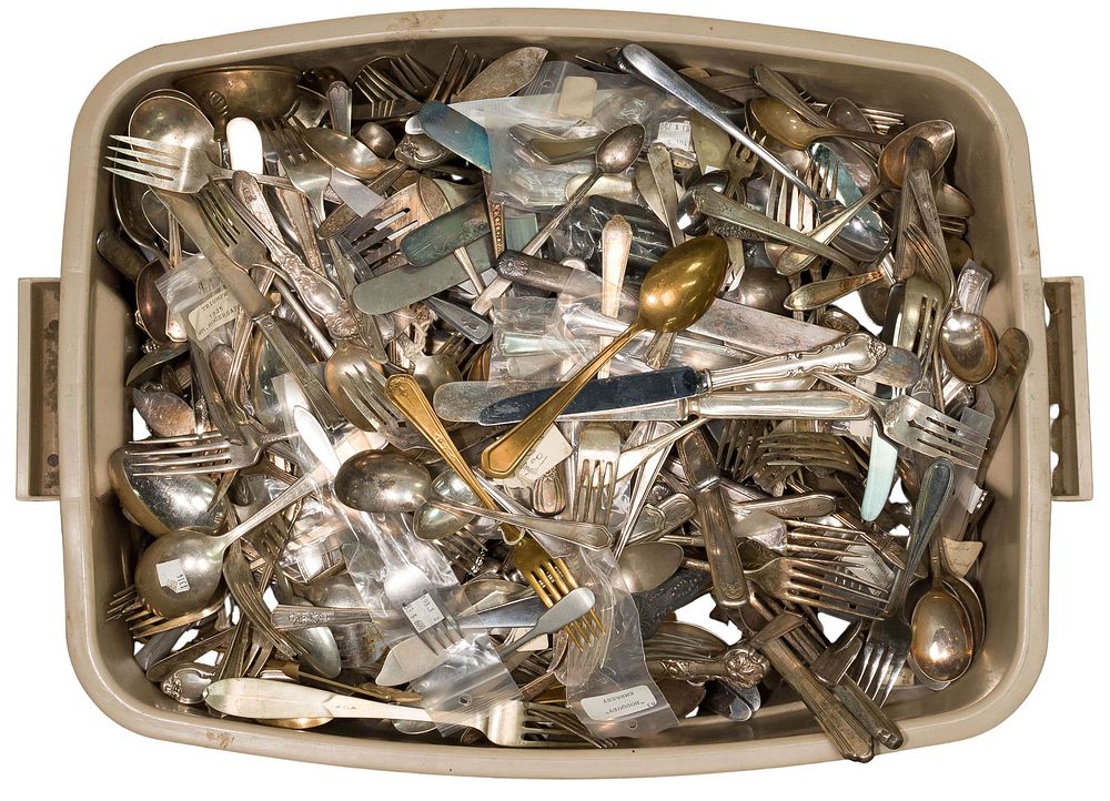 Lot 617: Silverplate Flatware Assortment