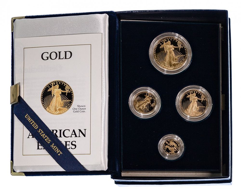 Lot 631: 1990 American Eagle Gold Bullion Proof Set