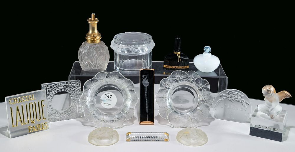 Lot 218: Lalique Crystal Assortment