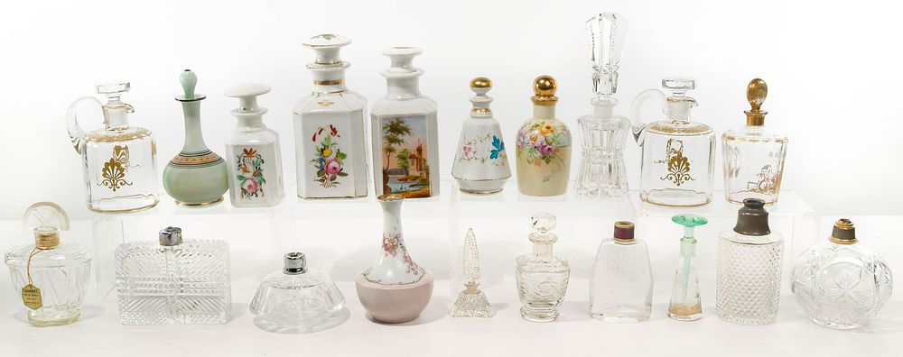 Lot 270: Perfume Bottle and Vanity Assortment