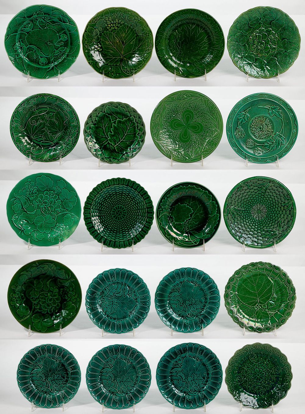 Lot 307: Majolica Green Plate Assortment