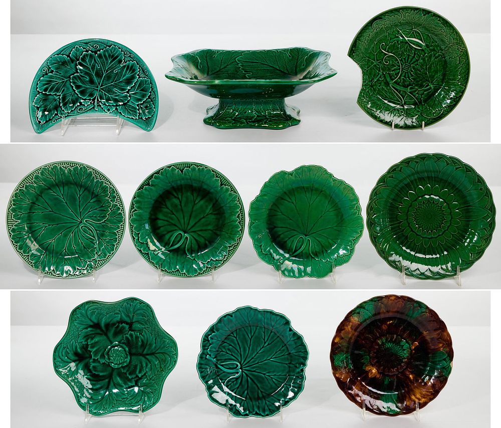 Lot 314: Wedgwood Majolica Green Leaf Assortment