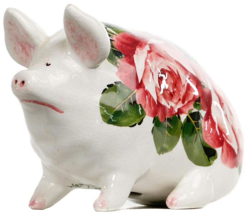 Lot 372: Wemyss Ware 'Cabbage Roses' Pig