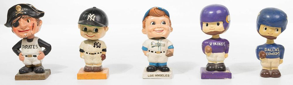 Lot 379: 1960s Bobblehead Sport Assortment