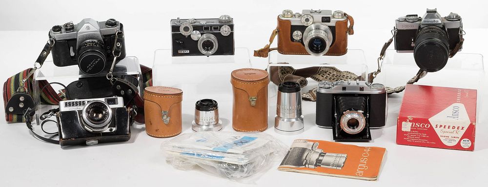 Lot 385: Camera Assortment