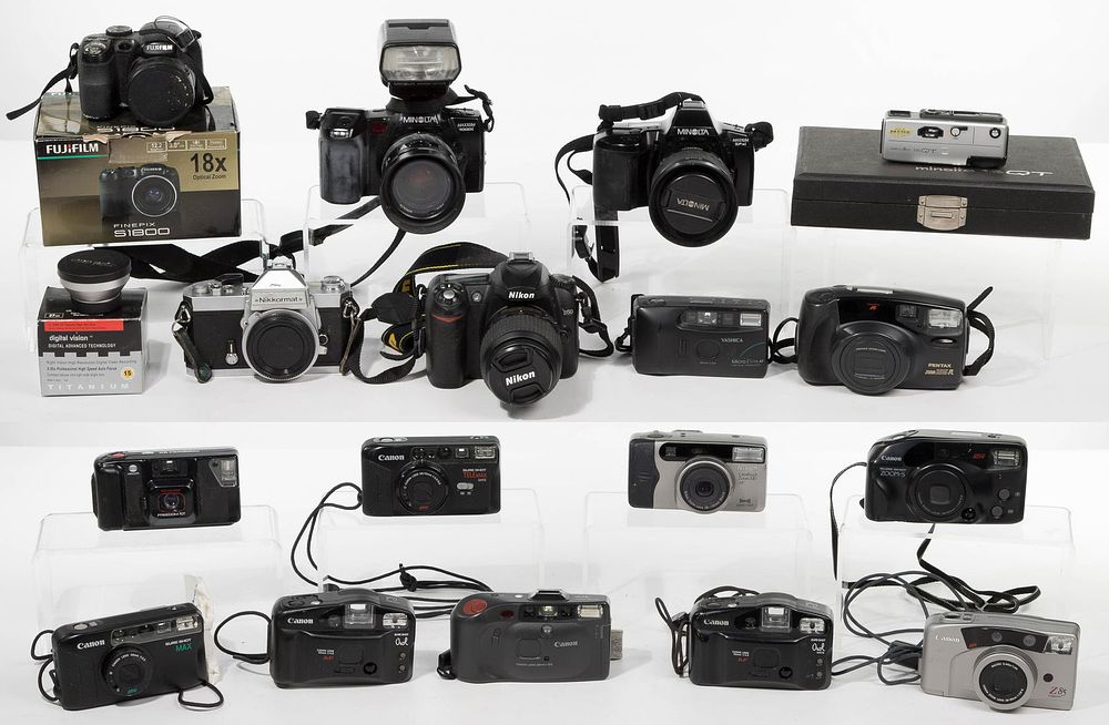 Lot 390: Digital and 35mm Camera and Accessory Assortment