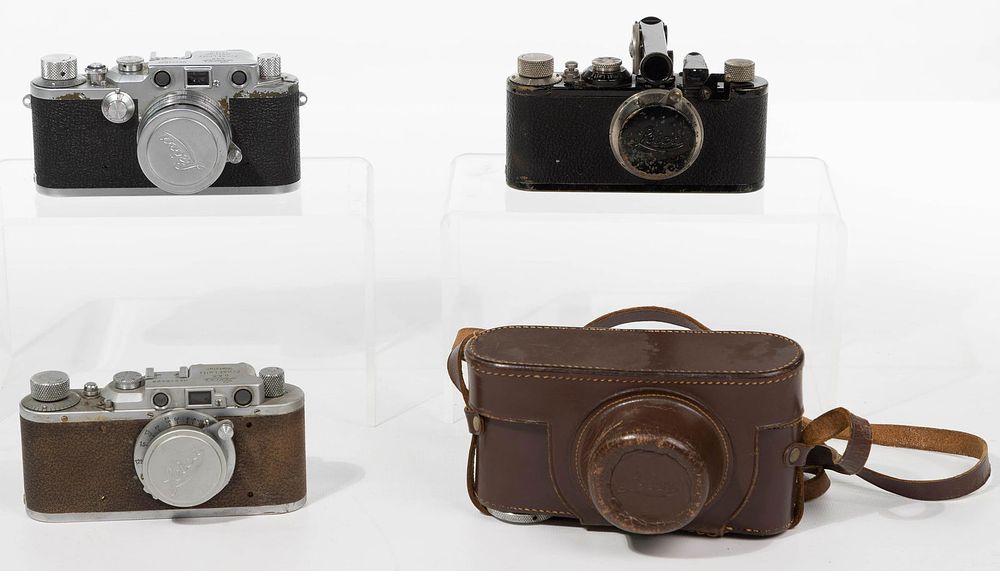 Lot 391: Ernst Leitz Wetzlar Leica Cameras