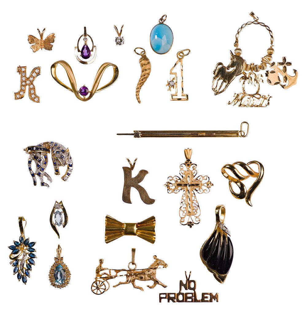 Lot 441: 14k Gold Pendant / Charm Assortment