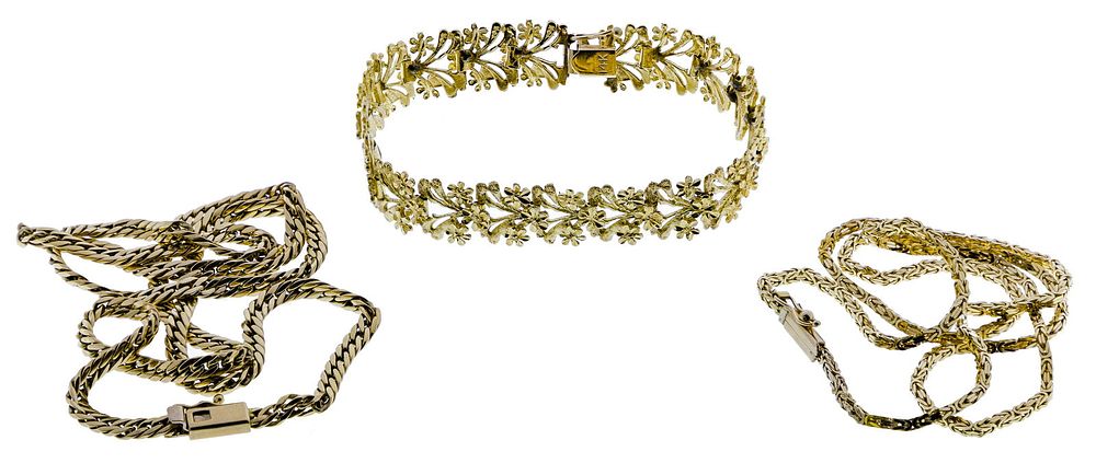 Lot 445: 14k Yellow Gold Jewelry Assortment