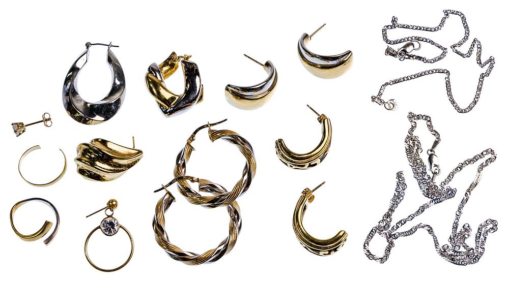Lot 450: 14k Gold Jewelry Assortment