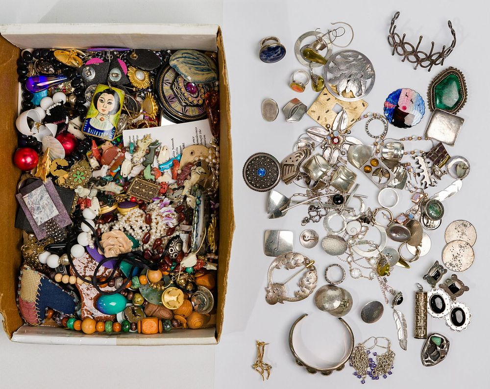 Lot 480: 14k Gold, Sterling Silver and Costume Jewelry