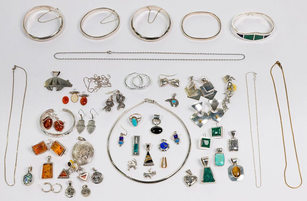 Lot 484: Sterling Silver Jewelry Assortment